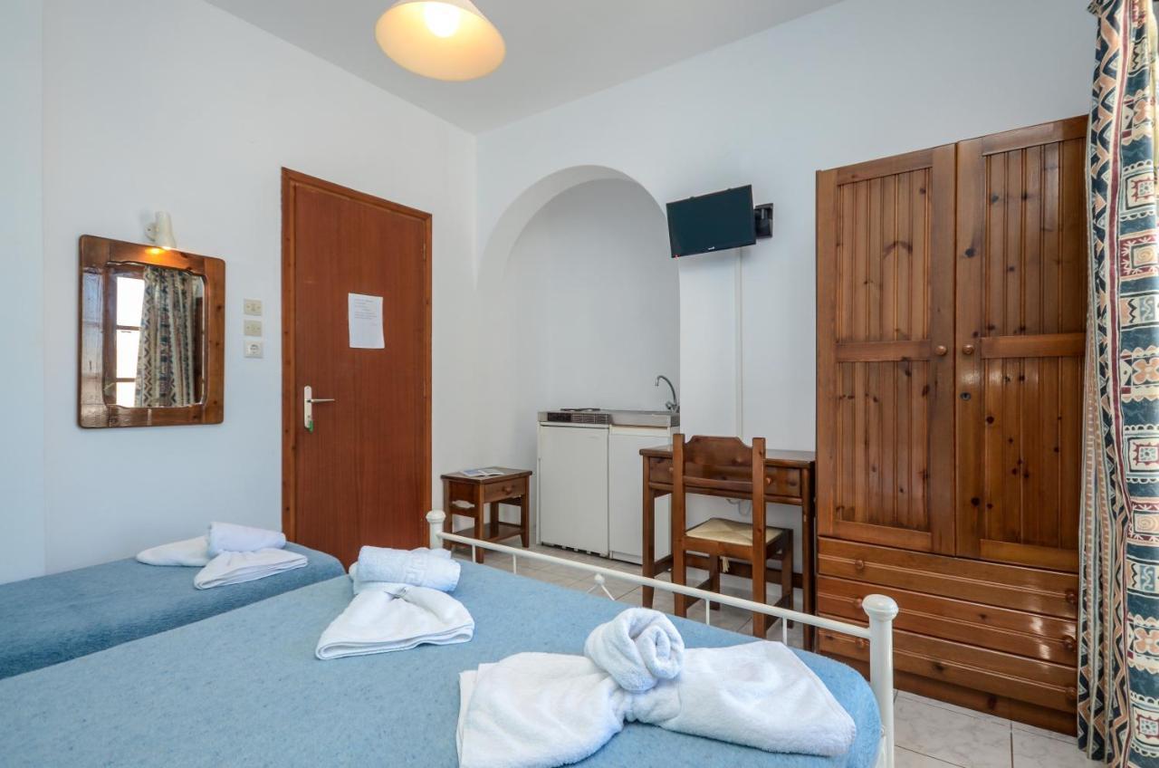 Depis Economy Studios & Apartments Naxos City Экстерьер фото