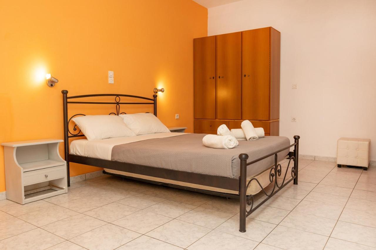 Depis Economy Studios & Apartments Naxos City Экстерьер фото