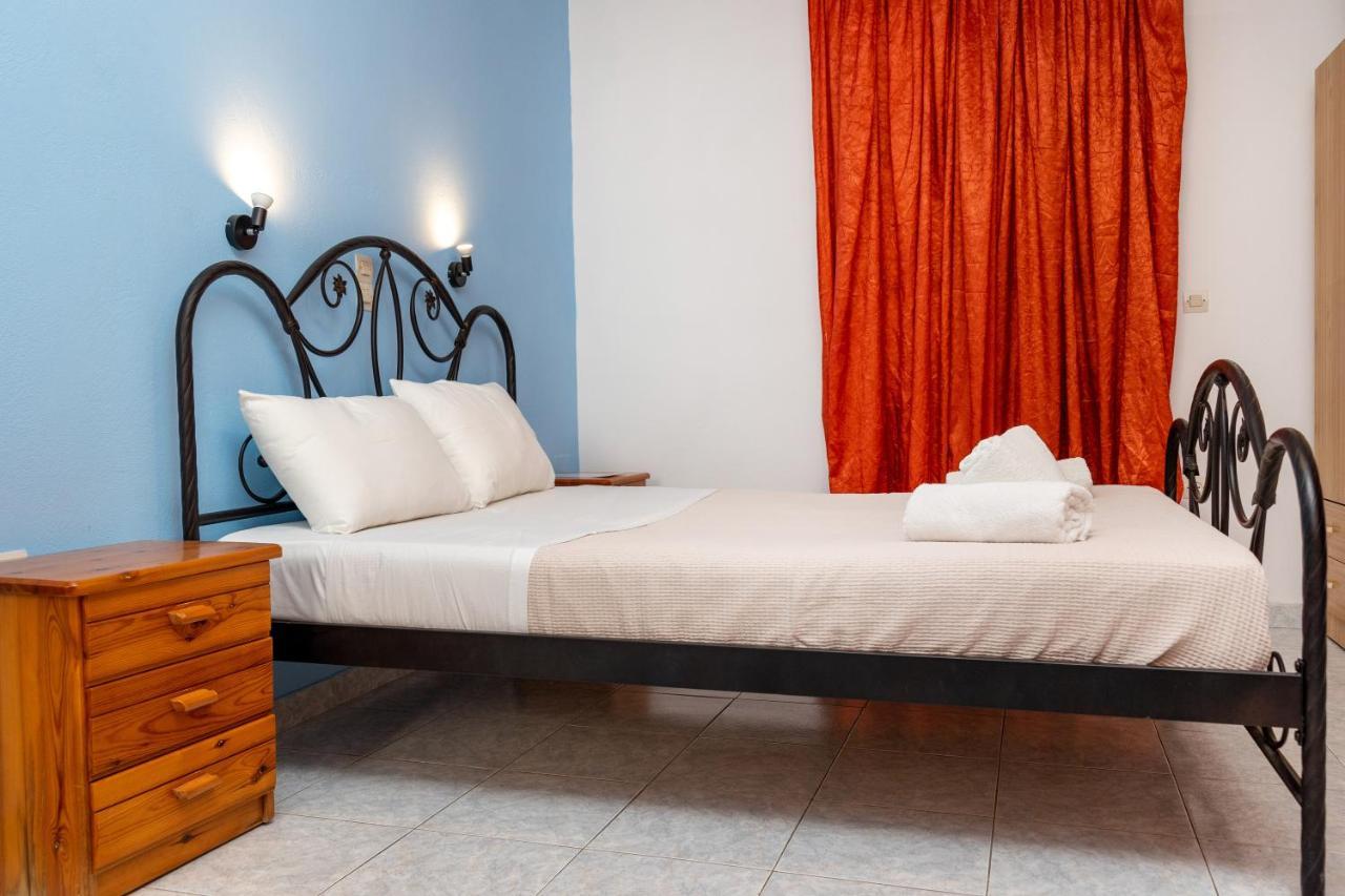 Depis Economy Studios & Apartments Naxos City Экстерьер фото